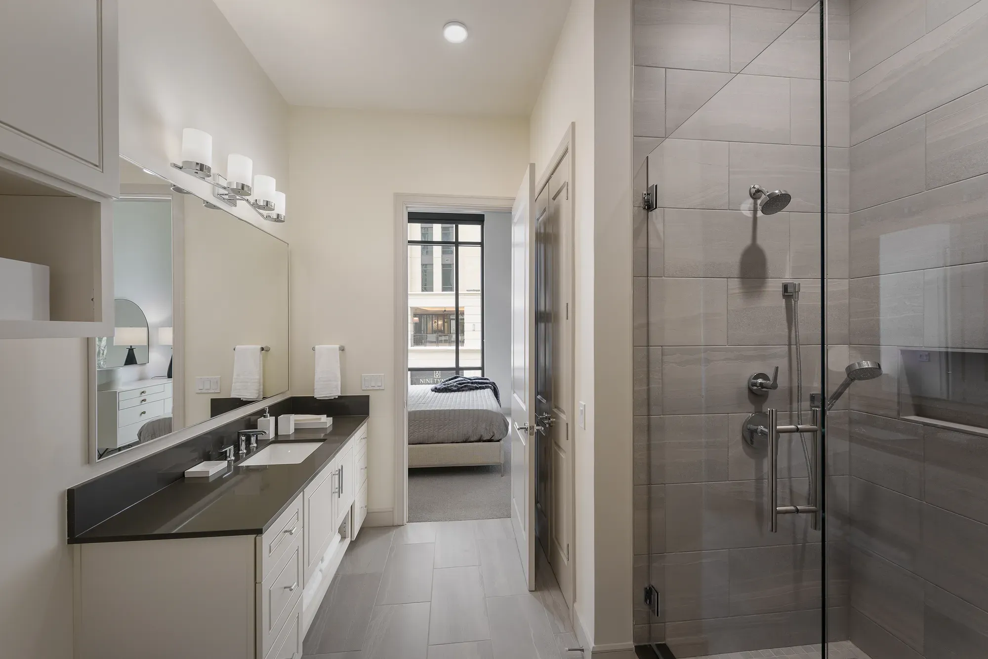 Guest Suite Bathroom